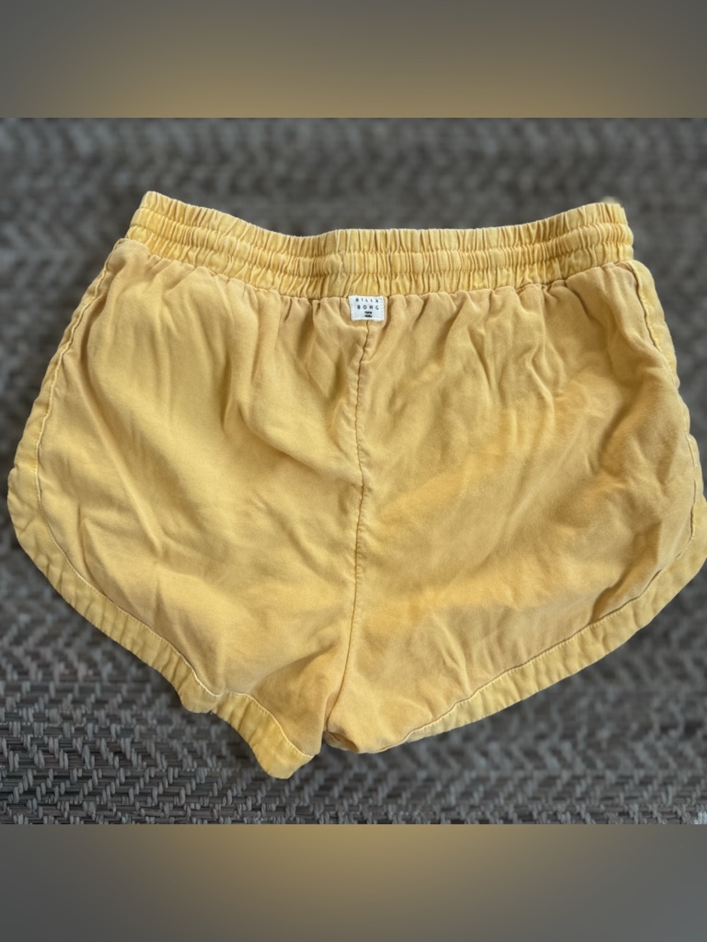 Billabong Yellow Drawstring Women’s Shorts XS